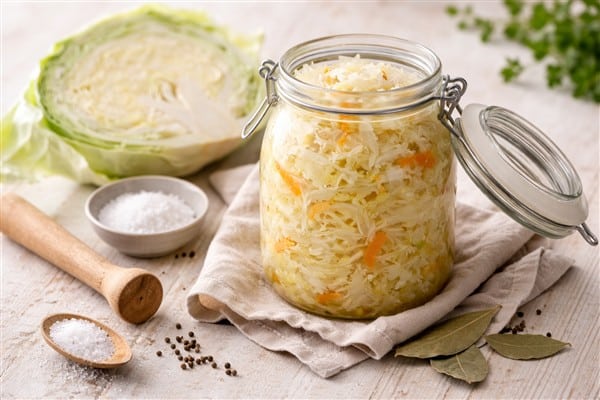 Fermentieren für die Gesundheit – warum lebendige Lebensmittel mehr sind als ein Trend