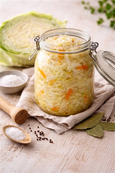 Fermentieren für die Gesundheit – warum lebendige Lebensmittel mehr sind als ein Trend
